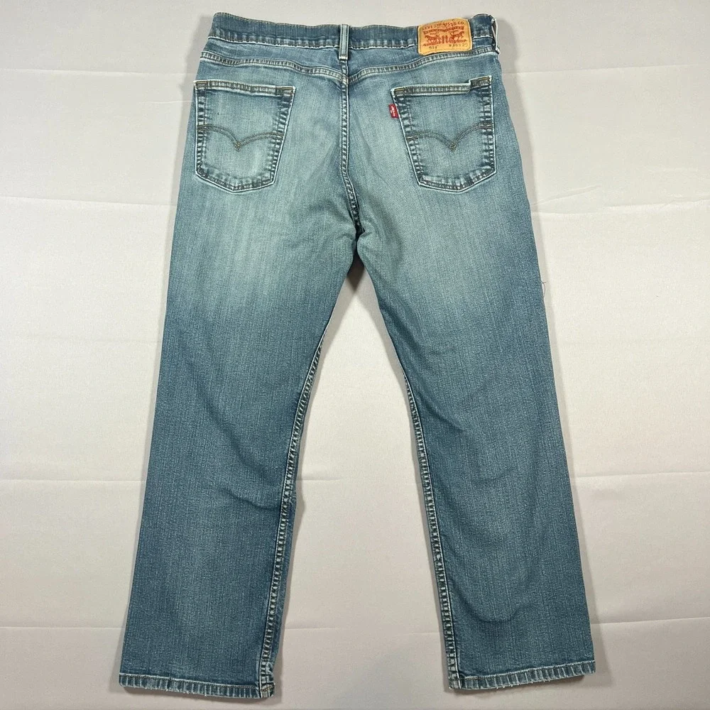 Levi's 514 Straight Fit Cropped Jeans Mens 34x29 Blue Denim Mid Rise Medium Wash